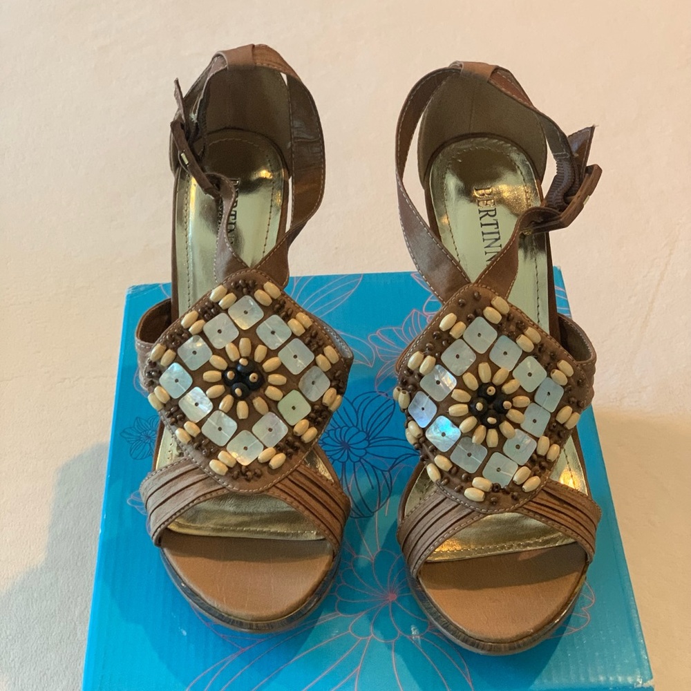 Bertinni Fearless-24 size 8 heel